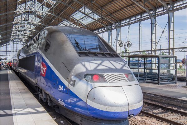 TGV qui rend Paris à 2h35 de La Rochelle – 9 trains partent de La Rochelle vers Paris chaque jour